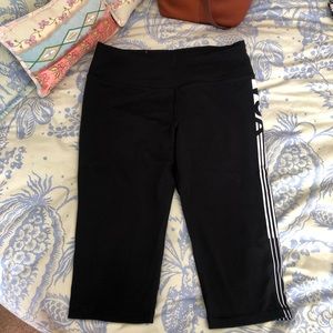 Victoria’s Secret Sport Workout Cropped Leggings